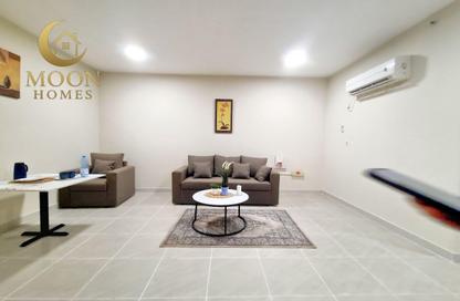 Apartment - 1 - 1 for rent in Umm Ghuwailina 4 - Umm Ghuwailina - Doha Apartment - 1 - 1 for rent in Umm Ghuwailina 4 - Umm Ghuwailina - Doha