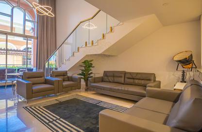 Townhouse - 1 Bedroom - 2 Bathrooms for sale in Viva West - Viva Bahriyah - The Pearl Island - Doha