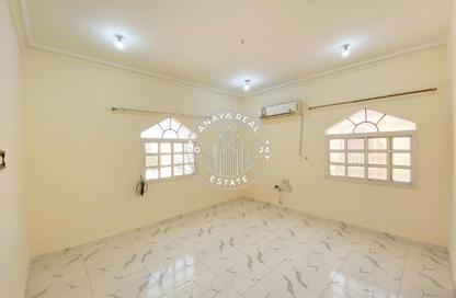 Villa - 1 Bedroom - 1 Bathroom for rent in Duhail Villas - Al Duhail - Doha