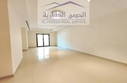 Apartment - 2 Bedrooms - 3 Bathrooms for rent in Tuscan Tower - Porto Arabia - The Pearl Island - Doha