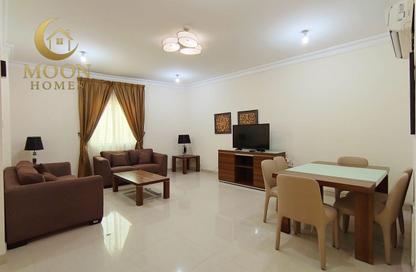 Apartment - 2 Bedrooms - 2 Bathrooms for rent in Umm Ghuwailina 4 - Umm Ghuwailina - Doha