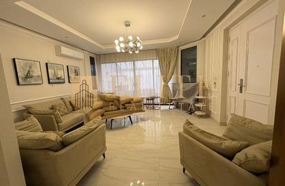 Villa - 5 - 6 for rent in Simaisma Street - Umm Ghuwailina - Doha