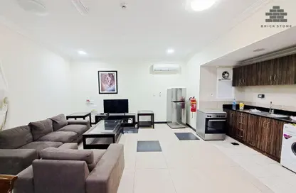 Apartment - 1 Bedroom - 1 Bathroom for rent in Anas Street - Fereej Bin Mahmoud North - Fereej Bin Mahmoud - Doha