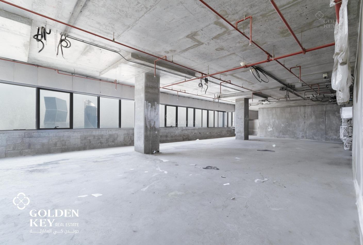 Sea View | Flexible Shell and Core Office