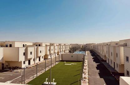 Villa - 6 Bedrooms - 5 Bathrooms for rent in Al Kheesa - Umm Salal Mohammed