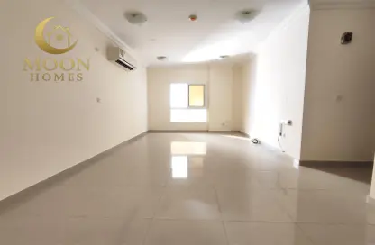Apartment - 2 Bedrooms - 2 Bathrooms for rent in Al Mansoura - Al Mansoura - Doha