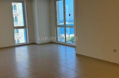 Apartment - 2 Bedrooms - 3 Bathrooms for sale in Viva West - Viva Bahriyah - The Pearl Island - Doha Apartment - 2 Bedrooms - 3 Bathrooms for sale in Viva West - Viva Bahriyah - The Pearl Island - Doha