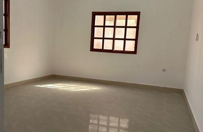 Apartment - 1 Bedroom - 1 Bathroom for rent in Ain Khaled Villas - Ain Khaled - Doha