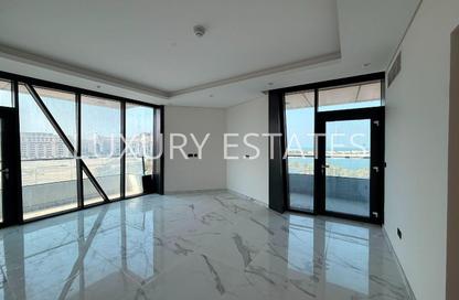 Apartment - 2 Bedrooms - 3 Bathrooms for sale in Marina Tower 02 - Marina District - Lusail