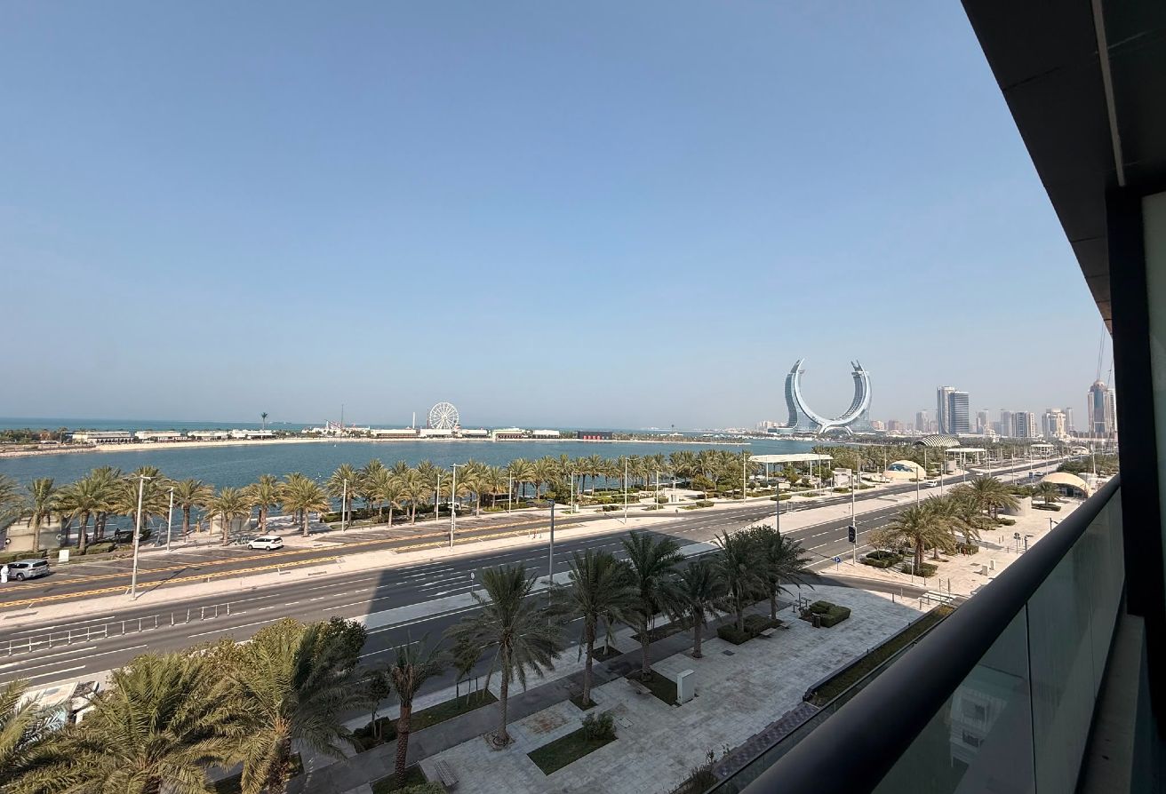 Own a Luxury Marina View Residence Today Only 2.7M thumbnail 27