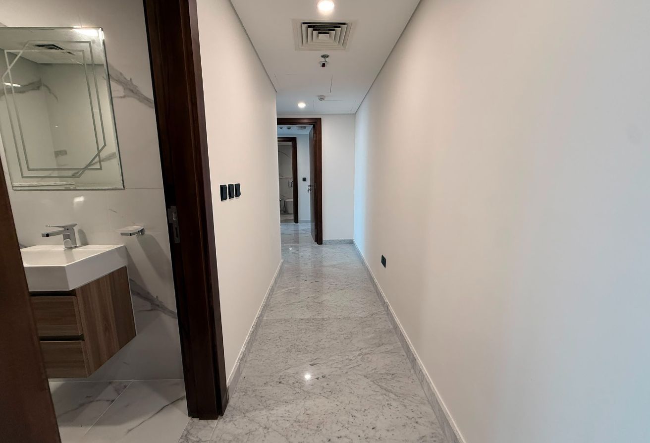 Own a Luxury Marina View Residence Today Only 2.7M thumbnail 13