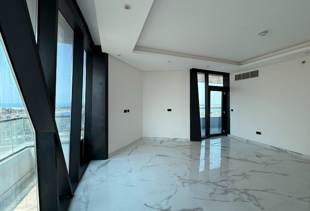 Own a Luxury Marina View Residence Today Only 2.7M thumbnail 23