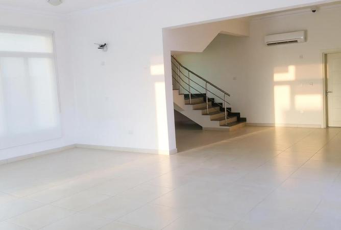 58255461 - Property Image 2