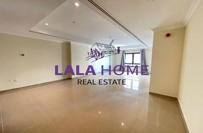 Apartment - 1 Bedroom - 2 Bathrooms for rent in East Porto Drive - Porto Arabia - The Pearl Island - Doha