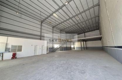 Warehouse - Studio - 7+ Bathrooms for rent in East Industrial Street - Birkat Al Awamer - Al Wakra