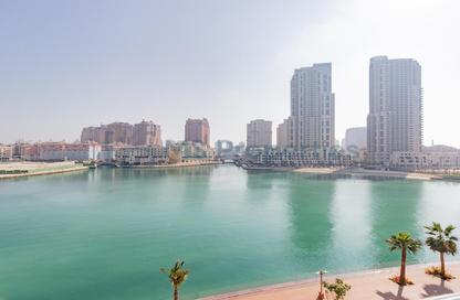 Apartment - 1 Bedroom - 2 Bathrooms for rent in Gewan Island - The Pearl Island - Doha