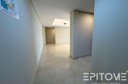 Apartment - 3 Bedrooms - 4 Bathrooms for rent in Boulevard View - Yasmeen City - Lusail