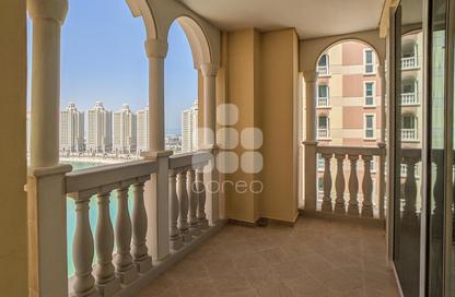 Apartment - 2 Bedrooms - 3 Bathrooms for rent in Tower 23 - Viva Bahriyah - The Pearl Island - Doha