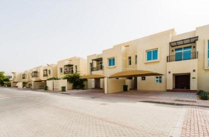 Villa - 3 Bedrooms - 5 Bathrooms for rent in Umm Al Seneem Street - Ain Khaled - Doha