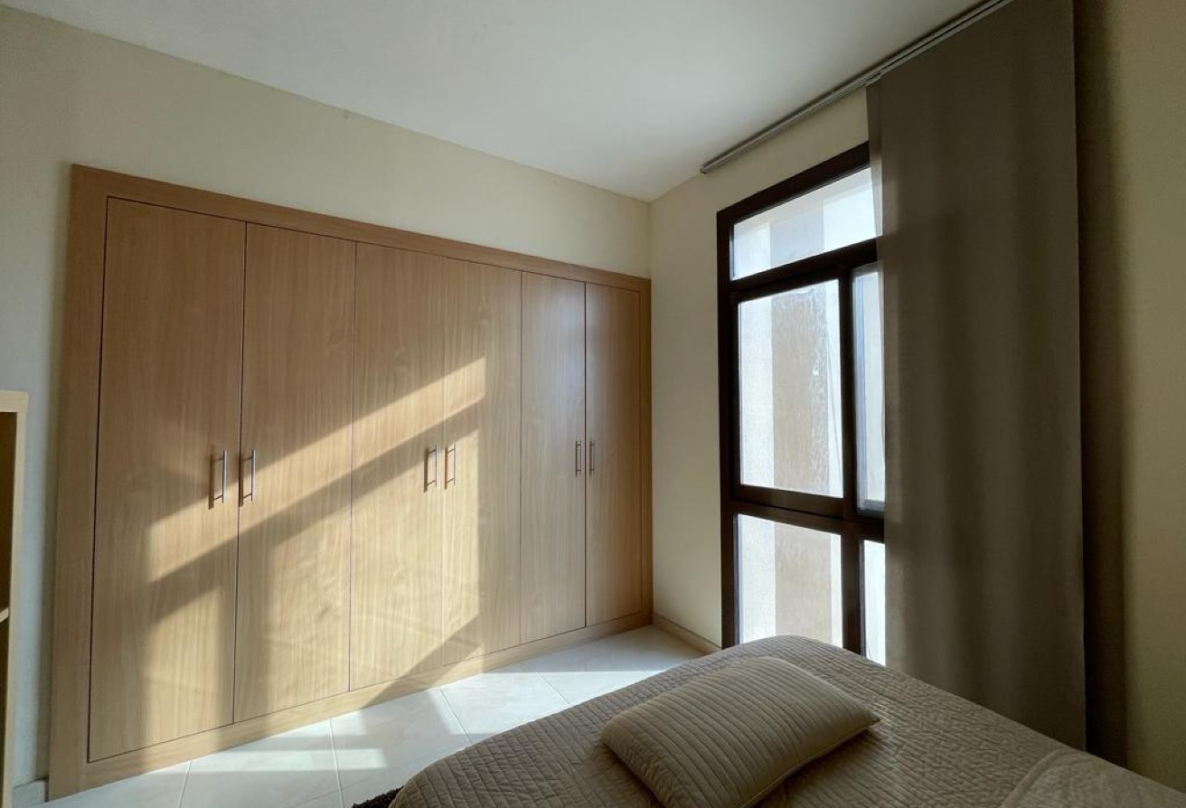 Affordable Studio in Foxhills | Fully Funished