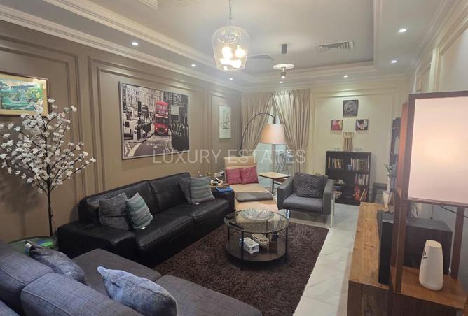 60890662 - Property Image 3