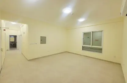 Apartment - 2 Bedrooms - 2 Bathrooms for rent in Najma Street - Najma - Doha