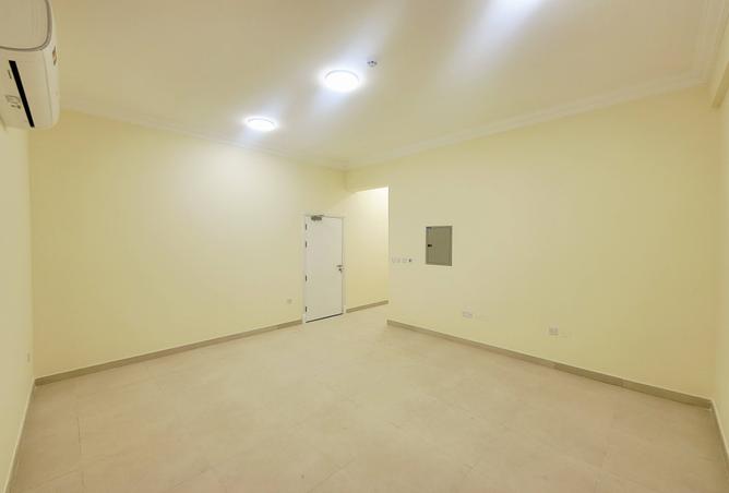 1004660 - Property Image 2