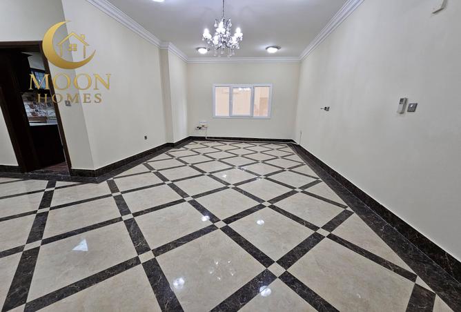 1005877 - Property Image 3