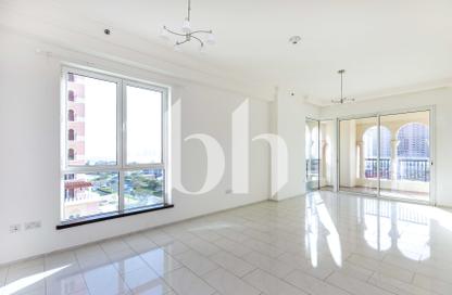 Apartment - 1 Bedroom - 2 Bathrooms for rent in Viva West - Viva Bahriyah - The Pearl Island - Doha