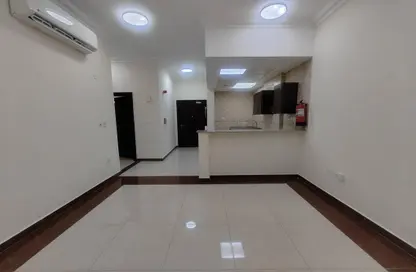 شقة - 2 غرف نوم - 2 حمامات للايجار في المنصورة - المنصورة - الدوحة