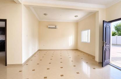 Villa - 5 - 5 for rent in Wadi Al Markh - Muraikh - AlMuraikh - Doha