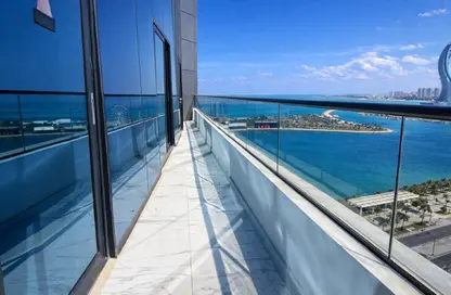 Apartment - 2 Bedrooms - 3 Bathrooms for rent in Marina Tower 02 - Marina District - Lusail