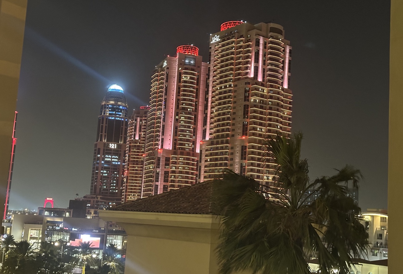1 Bedroom Brnad New Apartment City View thumbnail 2