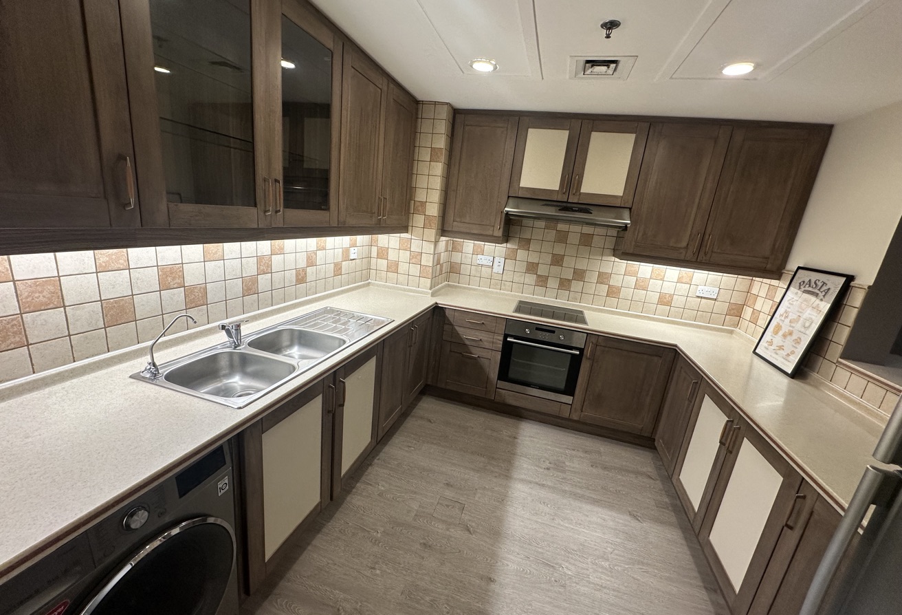 1 Bedroom Brnad New Apartment City View thumbnail 13