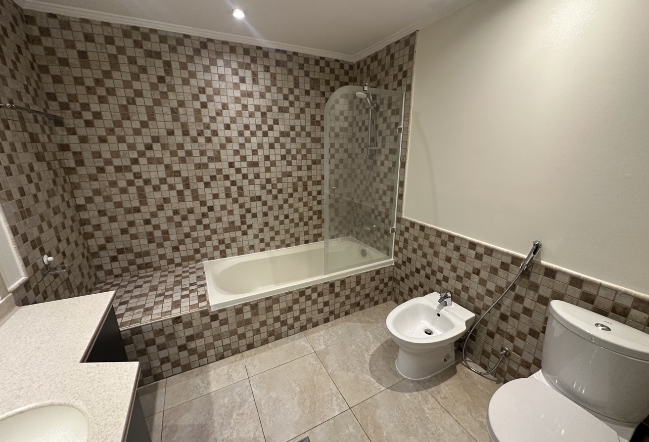 1 Bedroom Brnad New Apartment City View thumbnail 7