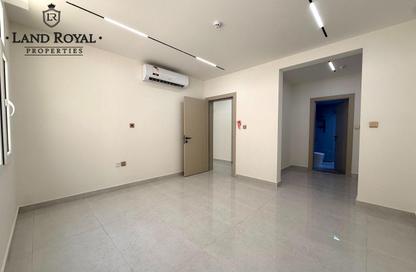 Apartment - 1 Bedroom - 2 Bathrooms for rent in Fereej Kulaib - Doha Apartment - 1 Bedroom - 2 Bathrooms for rent in Fereej Kulaib - Doha