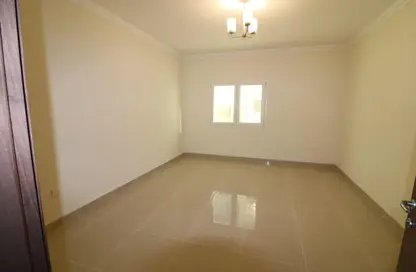 Apartment - 2 Bedrooms - 2 Bathrooms for rent in Al Kheesa - Al Kheesa - Umm Salal Mohammed