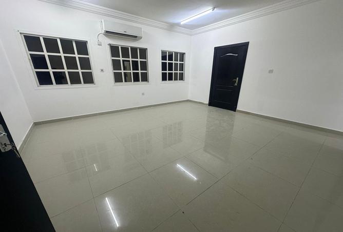 52088223 - Property Main Image