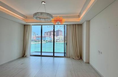 Apartment - 1 Bedroom - 2 Bathrooms for rent in Crystal Residence - Gewan Island - The Pearl Island - Doha