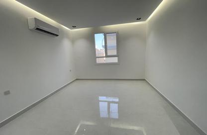 Apartment - 3 Bedrooms - 3 Bathrooms for rent in OqbaBin Nafie Steet - Old Airport Road - Doha Apartment - 3 Bedrooms - 3 Bathrooms for rent in OqbaBin Nafie Steet - Old Airport Road - Doha