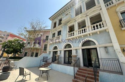 Villa - 3 Bedrooms - 4 Bathrooms for rent in Carnaval - Qanat Quartier - The Pearl Island - Doha