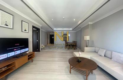 Apartment - 1 Bedroom - 2 Bathrooms for rent in East Porto Drive - Porto Arabia - The Pearl Island - Doha