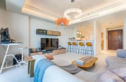 Apartment - 1 Bedroom - 2 Bathrooms for rent in Crystal Residence - Gewan Island - The Pearl Island - Doha