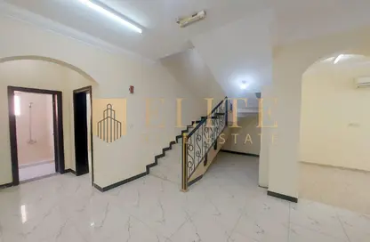 Villa - 5 Bedrooms - 4 Bathrooms for rent in Ain Khaled Villas - Ain Khaled - Doha