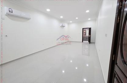 Villa - 7+ Bedrooms - 7+ Bathrooms for rent in Umm Salal Ali - Umm Salal Ali - Doha