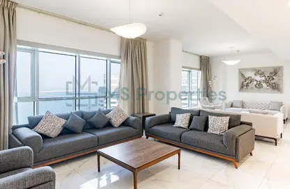 Apartment - 4 Bedrooms - 6 Bathrooms for rent in West Bay - West Bay - Doha