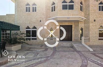 Villa - 4 Bedrooms - 6 Bathrooms for rent in Al Dafna - Al Dafna - Doha Villa - 4 Bedrooms - 6 Bathrooms for rent in Al Dafna - Al Dafna - Doha