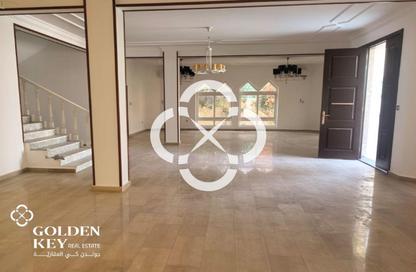 Villa - 4 Bedrooms - 6 Bathrooms for rent in Al Dafna - Al Dafna - Doha