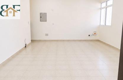 Apartment - 3 Bedrooms - 3 Bathrooms for rent in Al Mansoura - Al Mansoura - Doha Apartment - 3 Bedrooms - 3 Bathrooms for rent in Al Mansoura - Al Mansoura - Doha