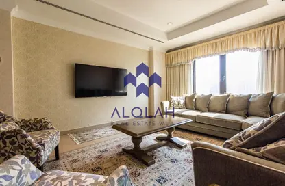 Apartment - 1 Bedroom - 2 Bathrooms for sale in West Porto Drive - Porto Arabia - The Pearl Island - Doha